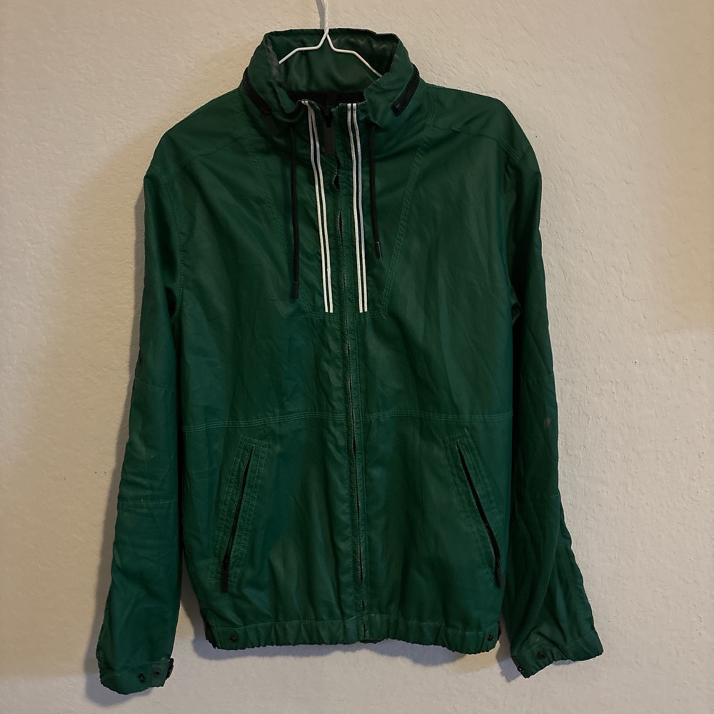 Green lightweight Zara windbreaker jacket. Size M.